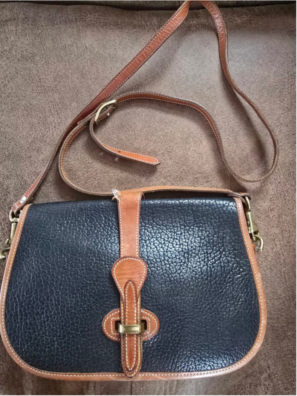 Vintage Dooney & Bourke AWL Black Tan Equestrian Crossbody Bag